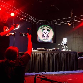 DJ Marvie Smooth - Live Internet Radio Shoot - DJs Near Me