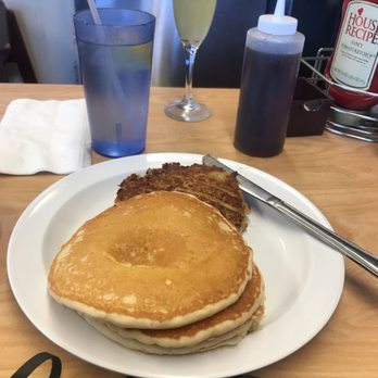 The Serving Spoon - Salmon Croquettes, pancakes, and a mimosa - Breakfast & Brunch Near Me - Inglewood, California The Serving Spoon - Salmon Croquettes, pancakes, and a mimosa - Breakfast & Brunch Near Me - Inglewood, California