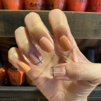 White Lotus Salon - Perfect design for autumn - Nail Salons Near Me - Seattle, Washington White Lotus Salon - Perfect design for autumn - Nail Salons Near Me - Seattle, Washington