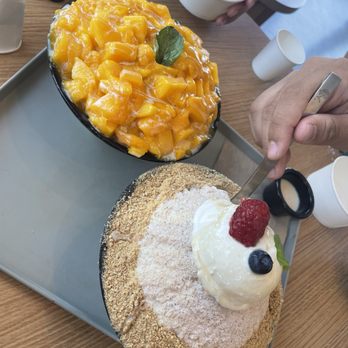 Sul & Beans - Earl Grey and Fresh Mango bingsoo - Desserts Near Me - Irvine, California