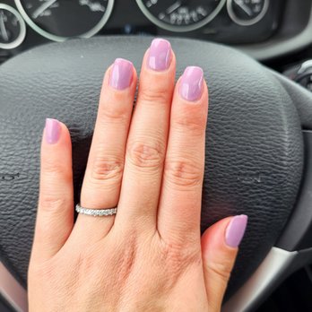 Hi Nails - Pretty lilac gel mani - Nail Technicians Near Me - Warwick, Rhode Island