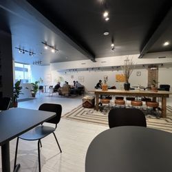 Alias Coffee - Interior
