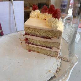 Raspberry Cream Cake Raspberry Cream Cake