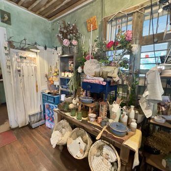 Rolling In Thyme & Dough - Grocery Near Me - Dripping Springs, Texas Rolling In Thyme & Dough - Grocery Near Me - Dripping Springs, Texas