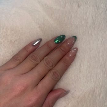 Family Nails - Nail Salons Near Me - West Des Moines, Iowa Family Nails - Nail Salons Near Me - West Des Moines, Iowa