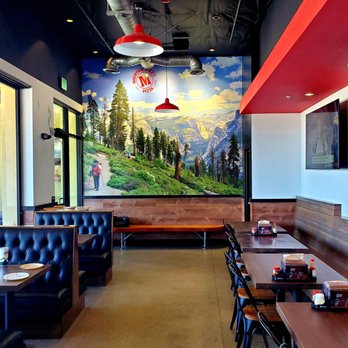 Mountain Mike's Pizza - Interior - Pizza Near Me - Atascadero, California