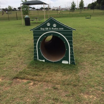 Mickey's Dog Park - Tunnels to run through - Dog Parks Near Me - Killeen, Texas Mickey's Dog Park - Tunnels to run through - Dog Parks Near Me - Killeen, Texas