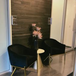 LashLife - Waiting area