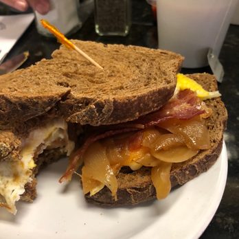 Zoi's New Haven - Sweet Pete - Breakfast & Brunch Near Me - New Haven, Connecticut Zoi's New Haven - Sweet Pete - Breakfast & Brunch Near Me - New Haven, Connecticut