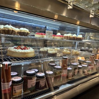 The Pie Room by Curtis Stone - Bakeries Near Me - Beverly Hills, California The Pie Room by Curtis Stone - Bakeries Near Me - Beverly Hills, California