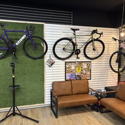 Rudy's Cycle And Fitness - Rudy's seating