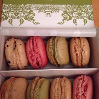 Dalloyau - Bakeries Near Me - Paris, 75