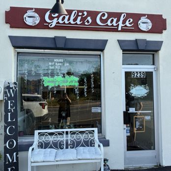 Gali’s Cafe - Front - Breakfast & Brunch Near Me - King George, Virginia