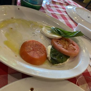 Grimaldi's Pizzeria - Caprese - Pizza Near Me - Friendswood, Texas Grimaldi's Pizzeria - Caprese - Pizza Near Me - Friendswood, Texas