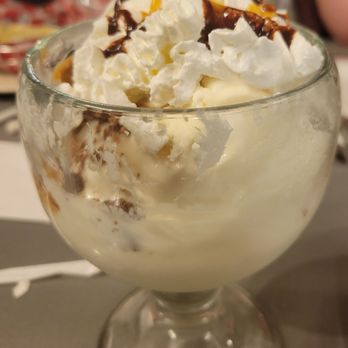 Red Line Diner - Peanut butter sundae! - Diners Near Me - Fishkill, New York Red Line Diner - Peanut butter sundae! - Diners Near Me - Fishkill, New York
