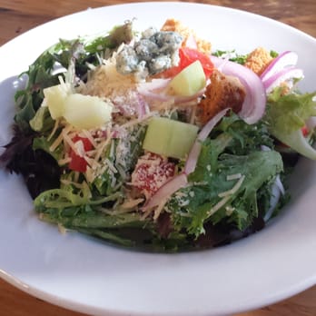 10 Barrel Brewing - Garden salad - Breweries Near Me - Boise, Idaho 10 Barrel Brewing - Garden salad - Breweries Near Me - Boise, Idaho