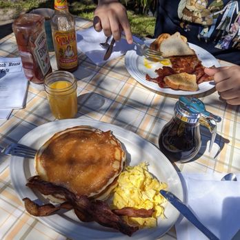 Ranch House Cafe - American Near Me - Moraga, California
