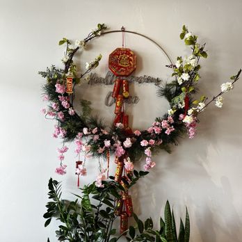 Pho Hoa Noodle Soup - I love looking at this decor on the wall when I eat - Vietnamese Near Me - Cupertino, California