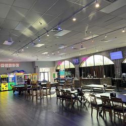 Midway Sports Bar