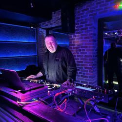 The Underground - DJ Bryan Hawk