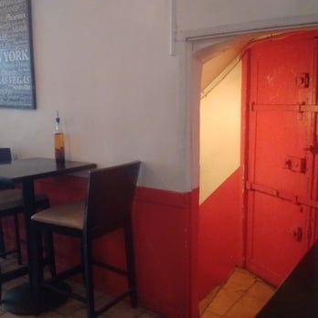 Chez Gusto - Pizza Near Me - Paris, 75 Chez Gusto - Pizza Near Me - Paris, 75