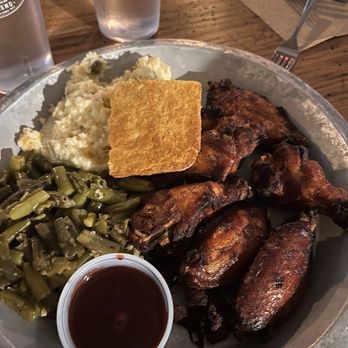 12 Bones Smokehouse SOUTH - Smokehouse Near Me - Arden, North Carolina 12 Bones Smokehouse SOUTH - Smokehouse Near Me - Arden, North Carolina