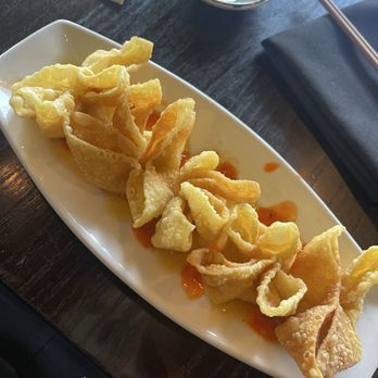 Blue Sushi Sake Grill - Mango crab Rangoon - Sushi Bars Near Me - Lexington, Kentucky