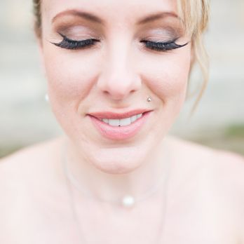 Perfect Paris Wedding - Bride's hair and makeup at your Paris Hotel - Wedding Planning Near Me