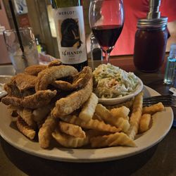 Teschner's Tavern - Perch dinner excellent