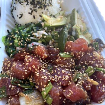 Jus' Poke - Spicy Poke / Shoyu Poke with white rice, Seaweed Salad and Pickled Cucumbers - Hawaiian Near Me - Redondo Beach, California Jus' Poke - Spicy Poke / Shoyu Poke with white rice, Seaweed Salad and Pickled Cucumbers - Hawaiian Near Me - Redondo Beach, California