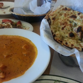 Taj Grill - Chicken Tikka masala and garlic naan - Indian Near Me - Vallejo, California