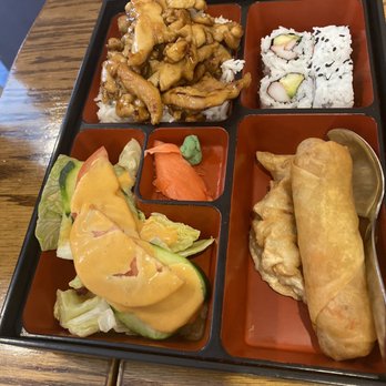 Oxtail Pho and Banh Mi - J1. Chicken Bento box - Vietnamese Near Me - Galloway, New Jersey Oxtail Pho and Banh Mi - J1. Chicken Bento box - Vietnamese Near Me - Galloway, New Jersey