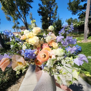 Cottage Garden Florals - My bouquet two days after the wedding - Florists Near Me Cottage Garden Florals - My bouquet two days after the wedding - Florists Near Me