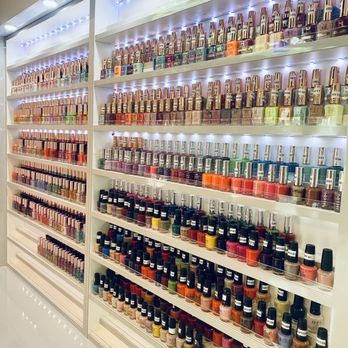 Enza Nails & Lashes - Many options - Nail Salons Near Me - Austin, Texas