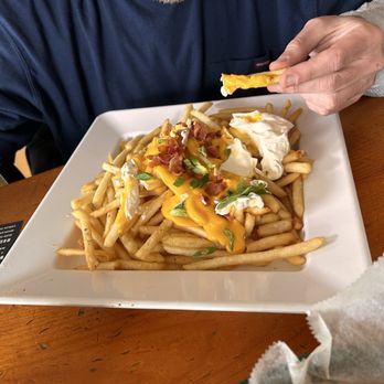 Poor People's Pub - Junk Fries - Pubs Near Me - New Shoreham, Rhode Island Poor People's Pub - Junk Fries - Pubs Near Me - New Shoreham, Rhode Island