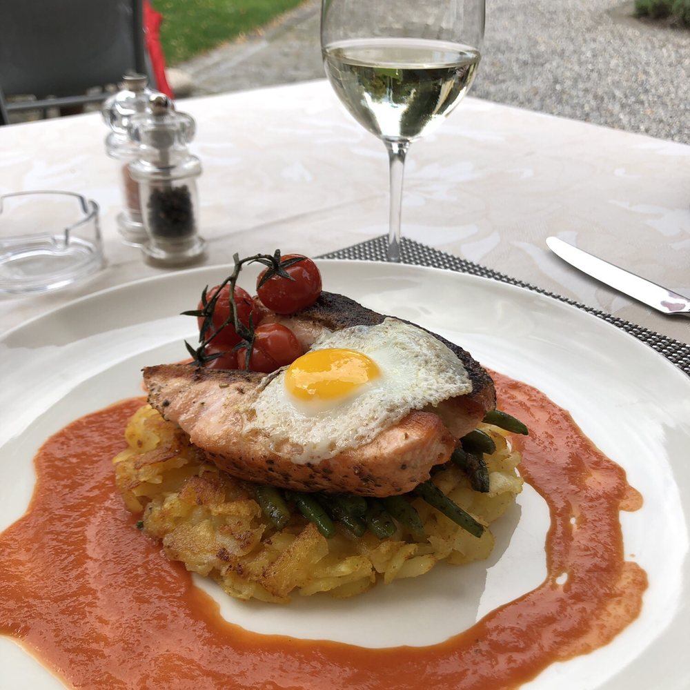 Wirtschaft zur Rosenburg - Alpine Salmon with tomato sauce, rosti, green beans with capers and quail egg - Swiss Food Near Me - Stans, NW