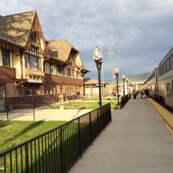 Garden Wall Inn - It's walking distance from the train station.... - Hotels Near Me - Whitefish, Montana Garden Wall Inn - It's walking distance from the train station.... - Hotels Near Me - Whitefish, Montana