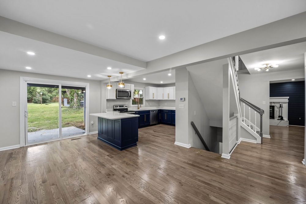 Slide of MACK Home Renovations