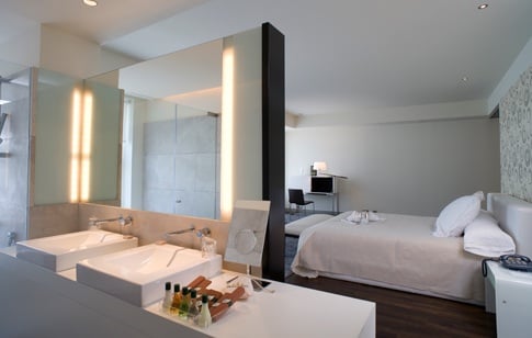 PARADOR - Updated August 2025 - 14 Photos - Calle Colegios