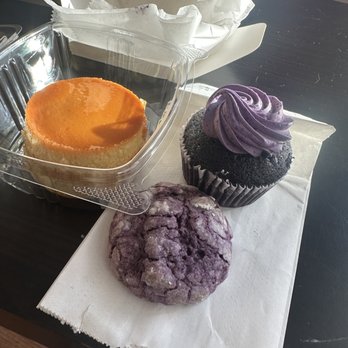 Purple Dough - Flan, crinkle, cupcake - Desserts Near Me - Woodside, New York Purple Dough - Flan, crinkle, cupcake - Desserts Near Me - Woodside, New York