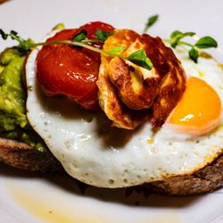The Queen And Beaver Public House - Avocado Toast with Fried Haloumi & Sunny Eggs