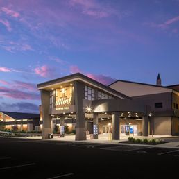 THE MINT GAMING HALL AT KENTUCKY DOWNS - 59 Photos & 36 Reviews ...