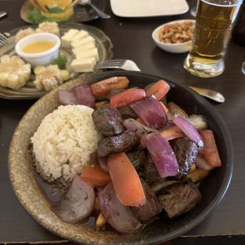 Vista Peru - Lomo Saltado - Peruvian Near Me - Philadelphia, Pennsylvania Vista Peru - Lomo Saltado - Peruvian Near Me - Philadelphia, Pennsylvania
