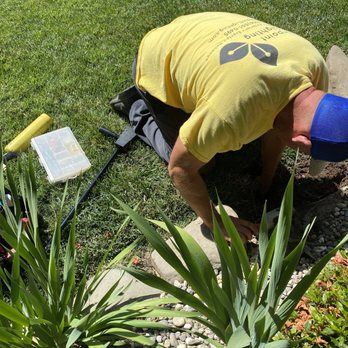Viewpoint Lighting - Scott from Viewpoint Lighting making a repair to a damaged LED wire. - Landscaping Near Me - Sacramento, California