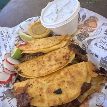 Con Sabor A Mexico - Birria tacos - Food Trucks Near Me - San Jose, California Con Sabor A Mexico - Birria tacos - Food Trucks Near Me - San Jose, California