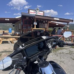 Not Doug's Country Kitchen and Espresso - Restaurant and outdoor seating area.