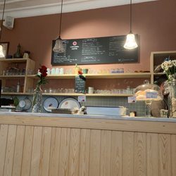 Loksandra Coffee - Main counter