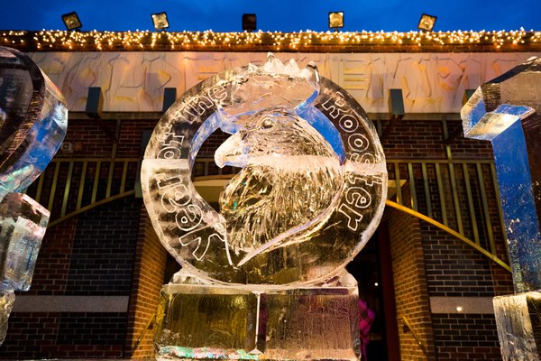Golden Temple & The E Room Bar by null