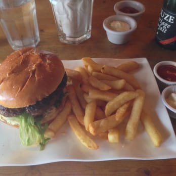 The Dove - Chorizo burger and chips - Pubs Near Me - London, XGL