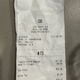 Receipt showing I ordered an entree with a side (side salad)